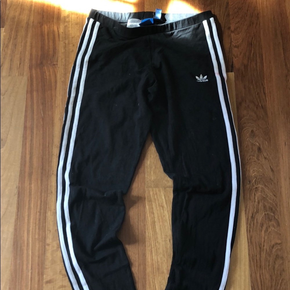 A adidas leggings